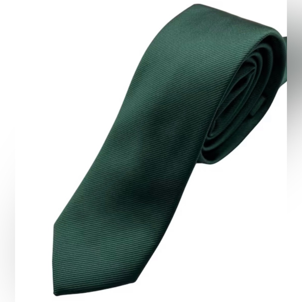 Forest green skinny necktie